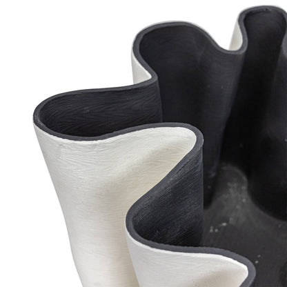 Navarro Short Vase by ST x OH, tabletop ceramic vase in a sleek, modern design with a smooth finish.