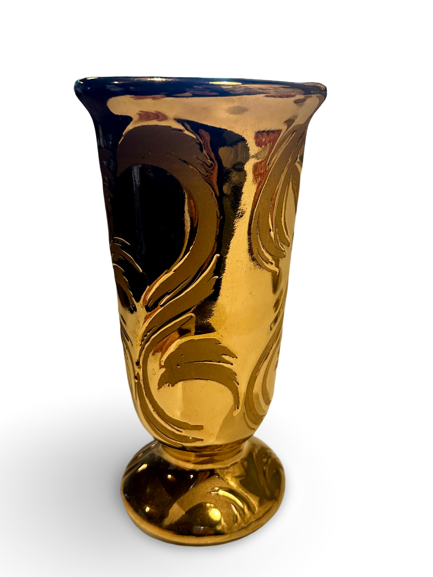 Gold ceramic vase with a weeping design by Ozmun Home, perfect for decorative floral arrangements.