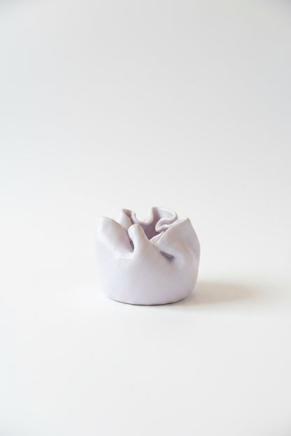 Mini light lavender wavy clinched vase