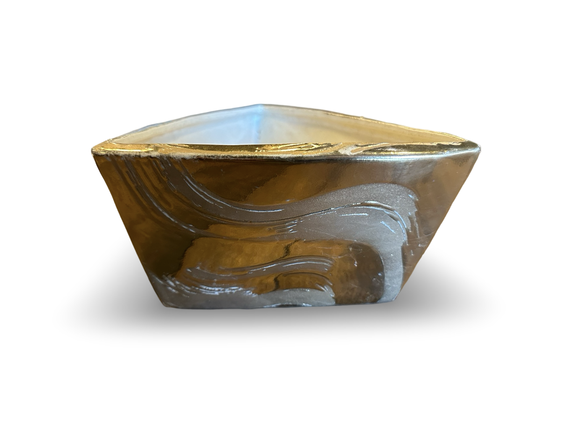 Ozmun Home weeping planter with cascading greenery in a stylish container for indoor or outdoor decoration